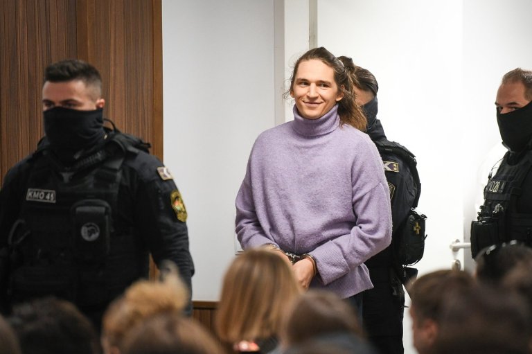 Hungarian court reduces sentence for German anti-fascist convicted in far-right rally assaults | iNFOnews.ca