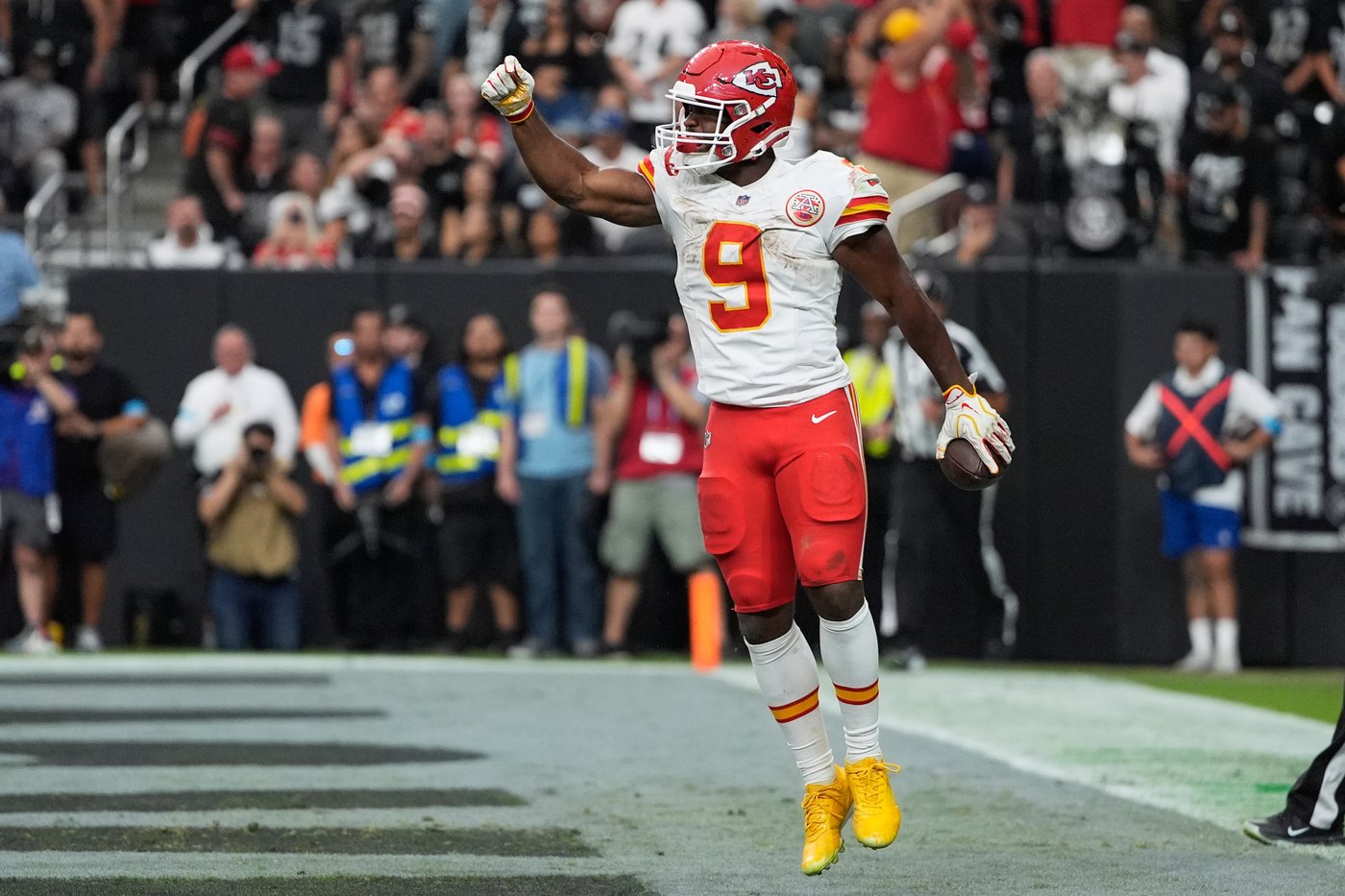 Chiefs roll into Week 6 unbeaten as winless Chargers face a daunting trip to Kansas City | iNFOnews.ca Chiefs roll into Week 6 unbeaten as winless Chargers face a daunting trip to Kansas City | iNFOnews.ca
