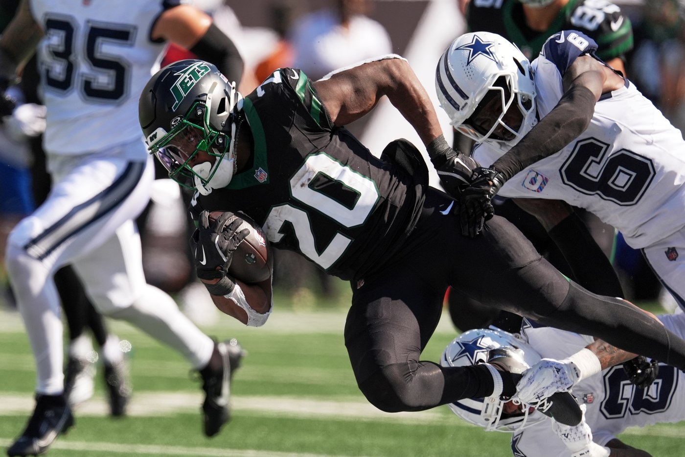 The 0-5 Jets are struggling to rebuild a foundation while frustrated fans have heard it all before | iNFOnews.ca