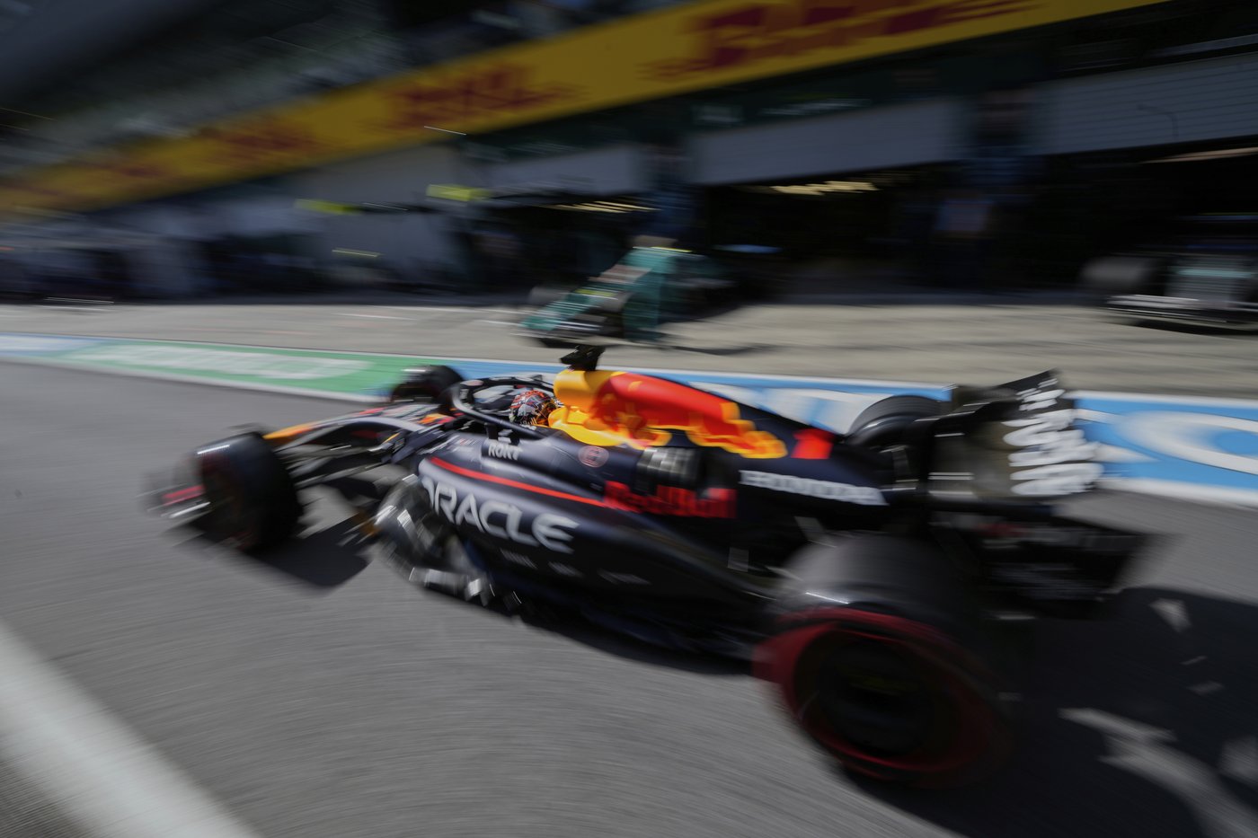 Max Verstappen off the pace with 'undriveable' car in qualifying for Red Bull home race | iNFOnews.ca