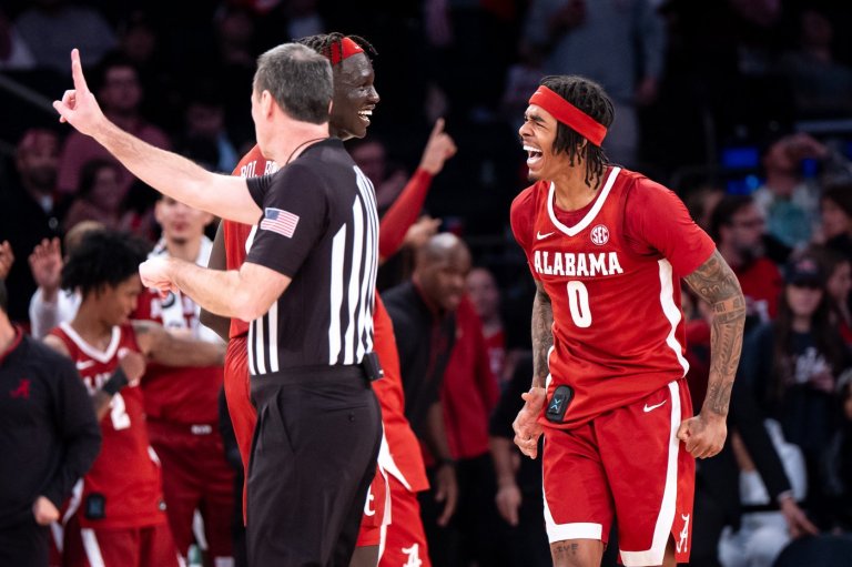Labaron Philon scores 25 as No. 15 Alabama upends fifth-ranked St. John's 103-96 at MSG | iNFOnews.ca