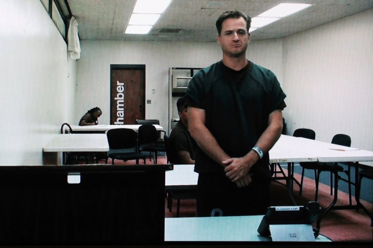 Trial is ending for doctor accused of trying to kill his wife during a cliff-side hike in Hawaii | iNFOnews.ca