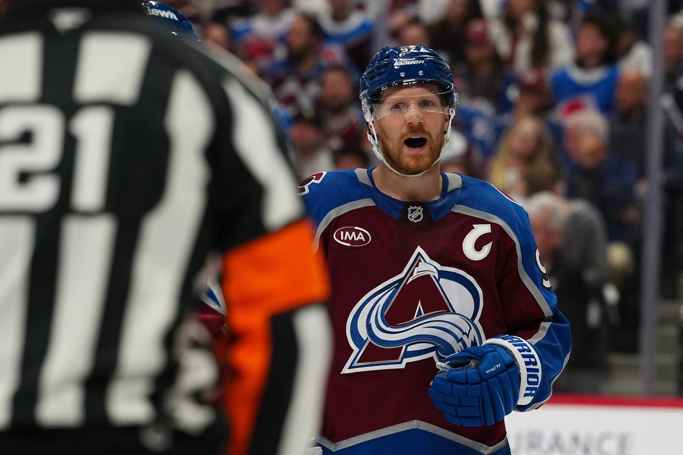 Adaptable Avalanche take 2-0 series lead to LA as Kings smother Colorado’s high-powered attack | iNFOnews.ca