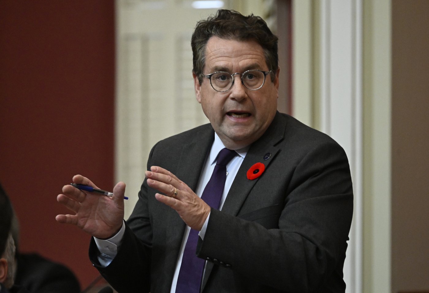 Quebec auditor general says school system failing Indigenous students | iNFOnews.ca