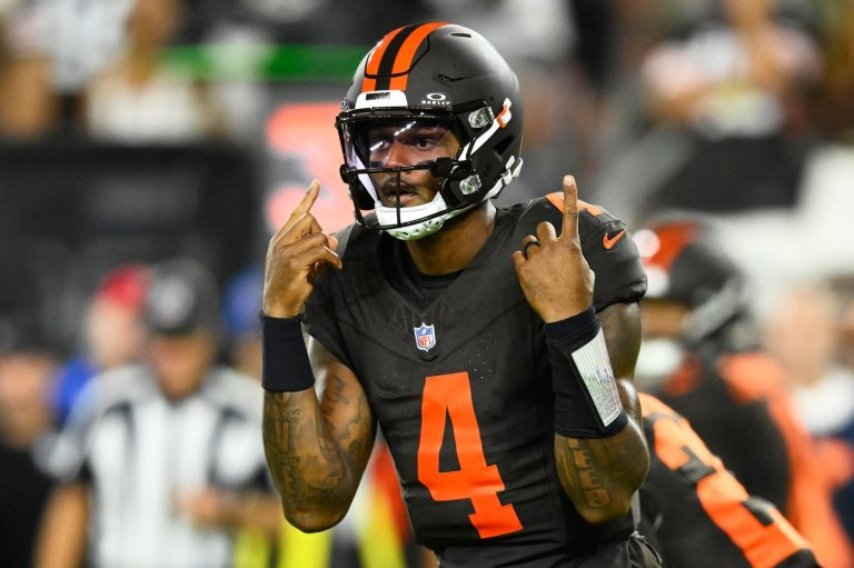 Watson leads another game-winning drive, Szmyt hits 56-yard FG and Browns beat Steelers 27-24 | iNFOnews.ca