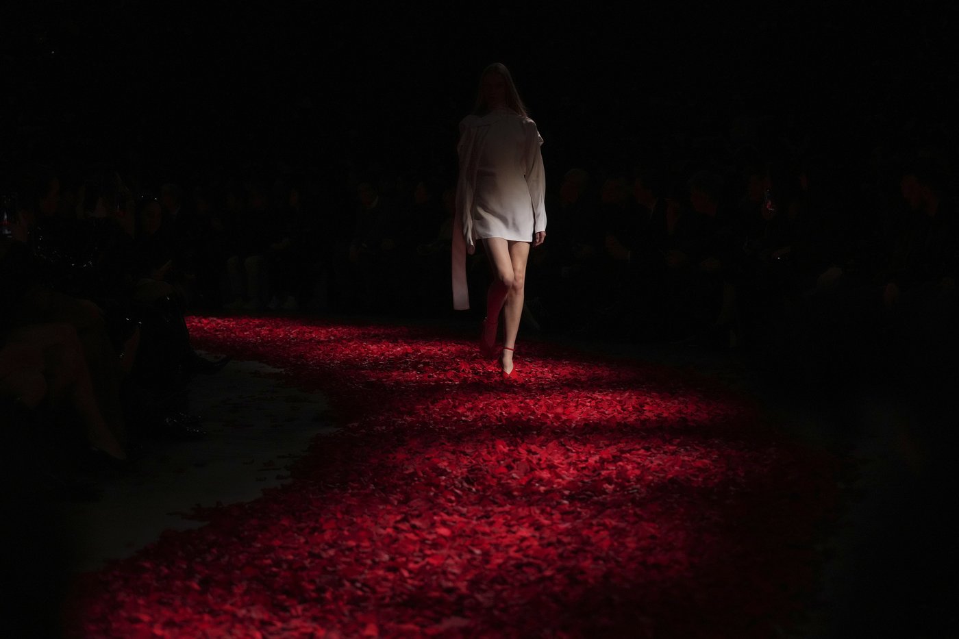 Ferragamo pops red with a Milan collection inspired by the world of dance | iNFOnews.ca