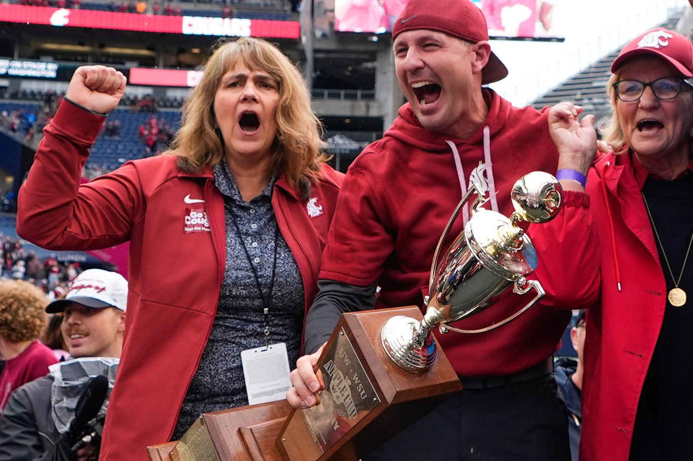 Washington State fires athletic director Anne McCoy | iNFOnews.ca