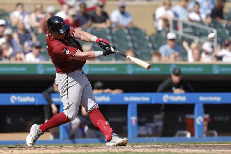McCann homers and drives in 4 runs to help the Diamondbacks beat the Twins, 6-4 | iNFOnews.ca