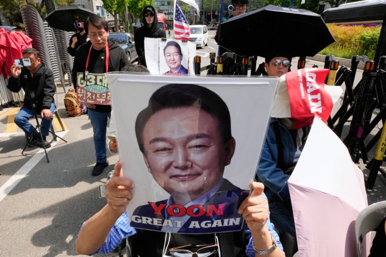 South Korean court sentences ex-President Yoon to 7 years for charges including resisting arrest | iNFOnews.ca