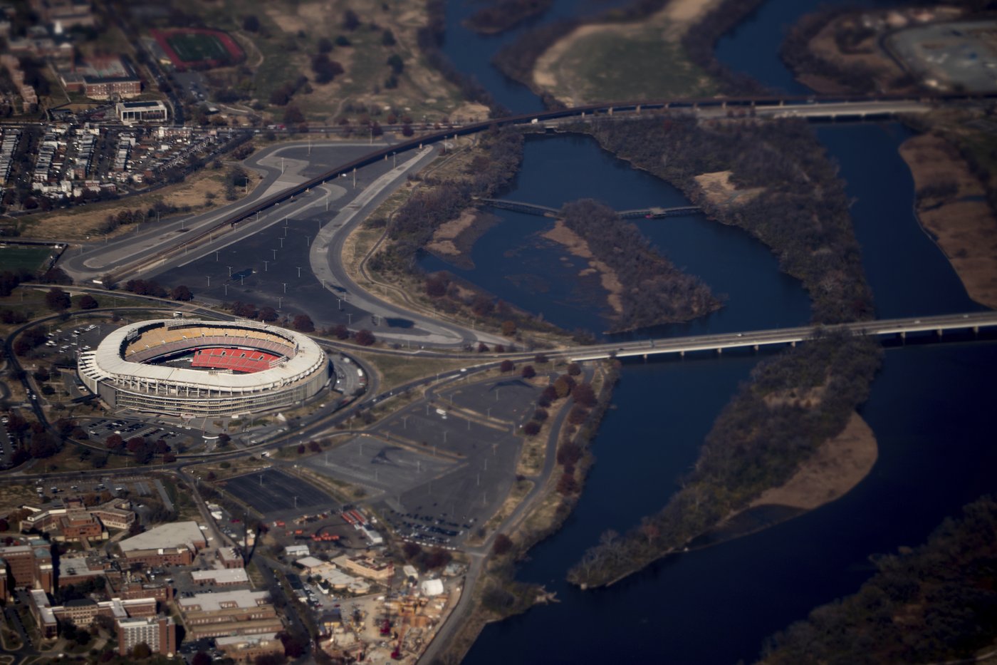 Commanders and the D.C. government are in talks on a stadium deal, AP source says | iNFOnews.ca Commanders and the D.C. government are in talks on a stadium deal, AP source says | iNFOnews.ca
