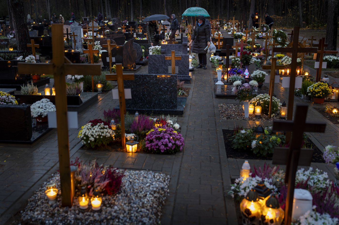 Spiritual, not spooky. After Halloween, Christians observe All Saints' Day | iNFOnews.ca
