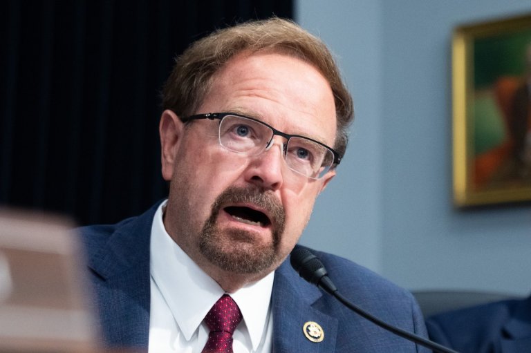 North Carolina congressman Edwards asks House colleagues not to censure him | iNFOnews.ca
