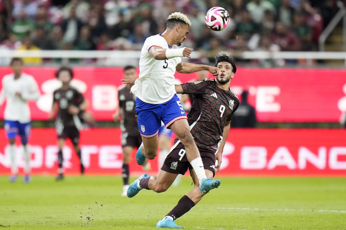 Mexico stops 7-game winless streak against the US as Jiménez and Huerta score in 2-0 victory | iNFOnews.ca Mexico stops 7-game winless streak against the US as Jiménez and Huerta score in 2-0 victory | iNFOnews.ca