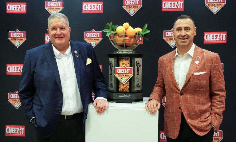 Michigan and Texas play in the Citrus Bowl in only 3rd meeting of the blue-blood football programs | iNFOnews.ca