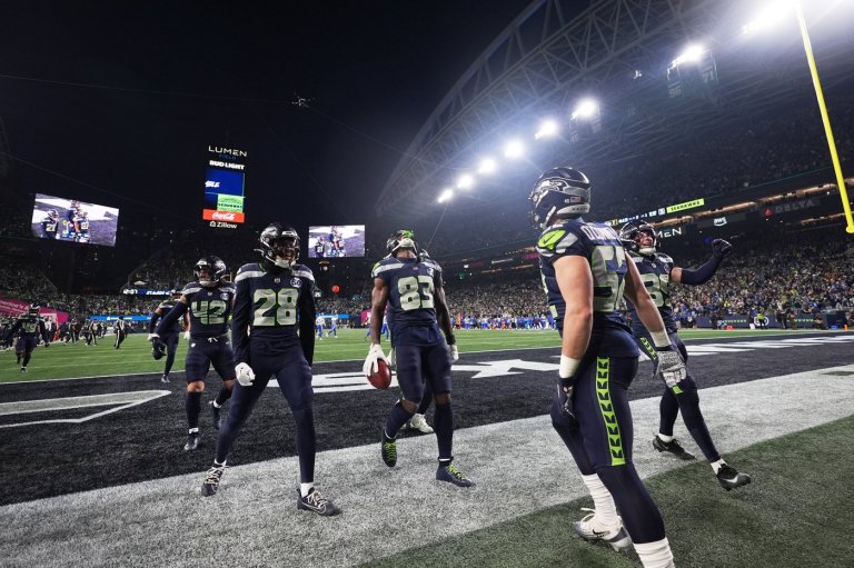 Sam Darnold and Seahawks advance to Super Bowl with thrilling 31-27 win over Rams in NFC title game | iNFOnews.ca