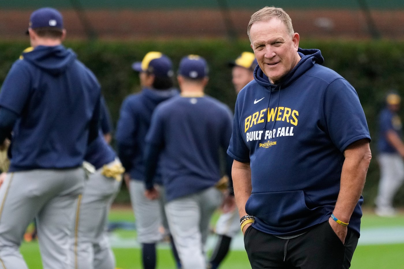 Brewers manager Pat Murphy jokes that most Dodgers players `can't name 8 guys' on Milwaukee roster | iNFOnews.ca Brewers manager Pat Murphy jokes that most Dodgers players `can't name 8 guys' on Milwaukee roster | iNFOnews.ca