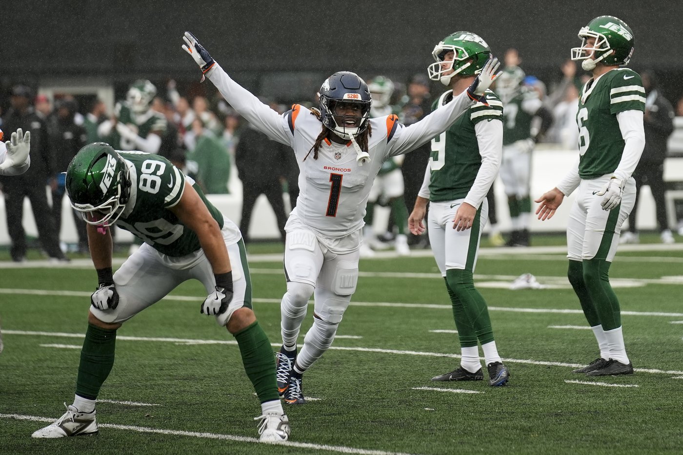 Nix throws his first NFL touchdown pass to help Broncos slip past Rodgers and the Jets 10-9 | iNFOnews.ca Nix throws his first NFL touchdown pass to help Broncos slip past Rodgers and the Jets 10-9 | iNFOnews.ca