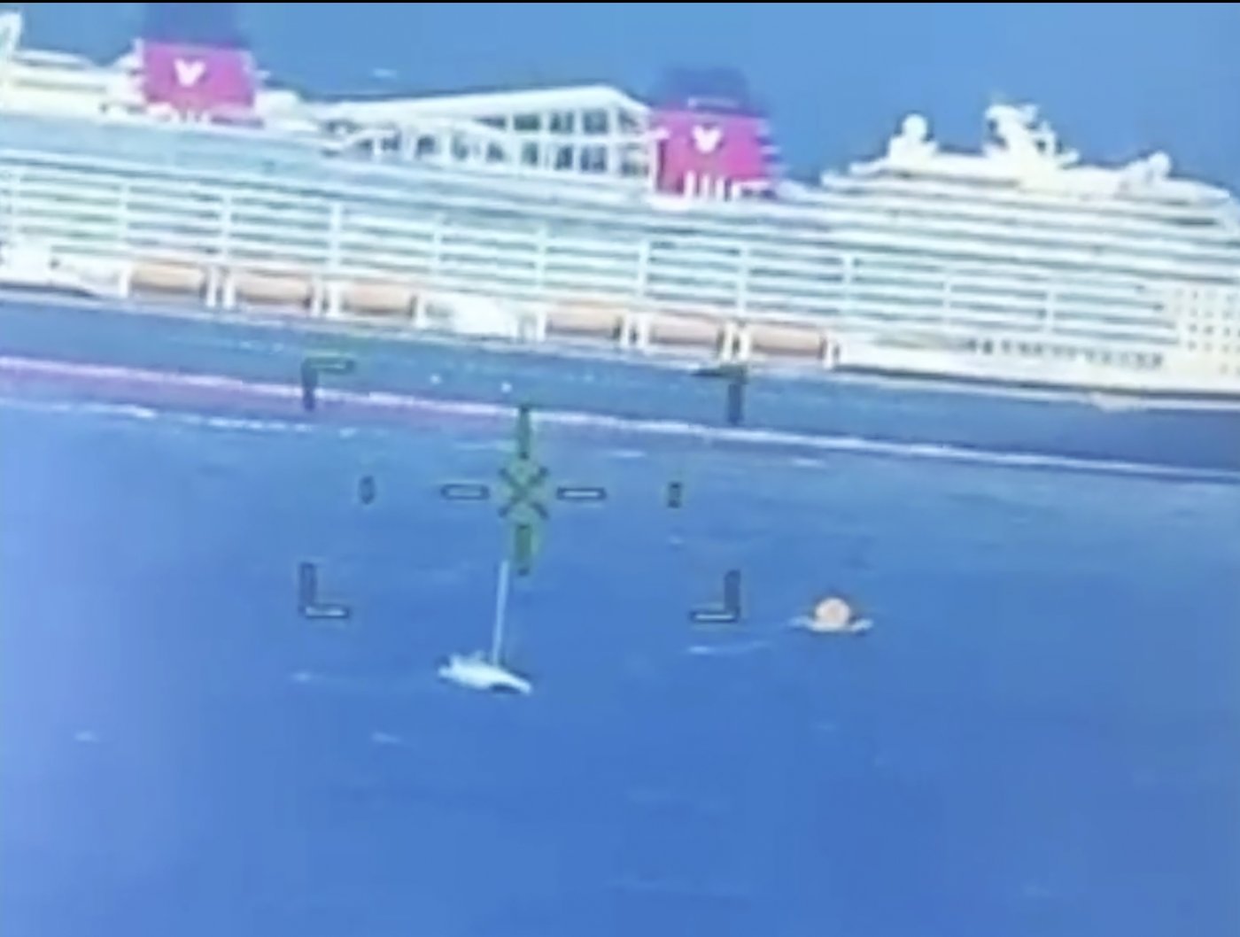 Cruise ship rescues 4 from disabled catamaran hundreds of miles off Bermuda, officials say | iNFOnews.ca Cruise ship rescues 4 from disabled catamaran hundreds of miles off Bermuda, officials say | iNFOnews.ca
