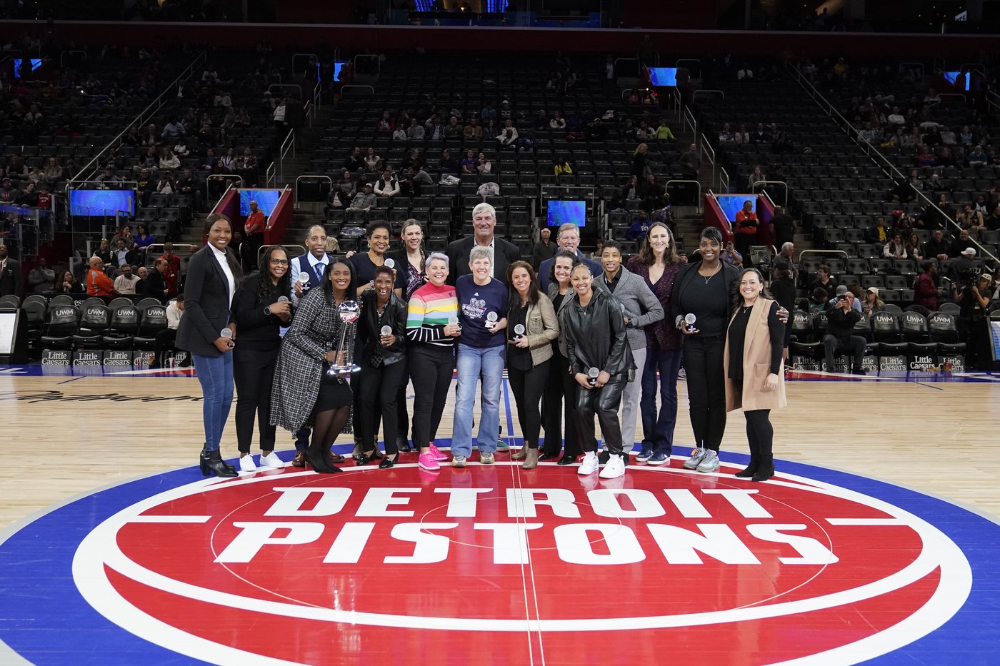 Owners of NBA's Pistons and NFL's Lions part of bid to bring WNBA team back to Detroit | iNFOnews.ca