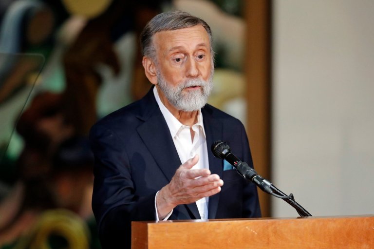 Grammy-winning singer-songwriter Ray Stevens recovering after breaking neck | iNFOnews.ca
