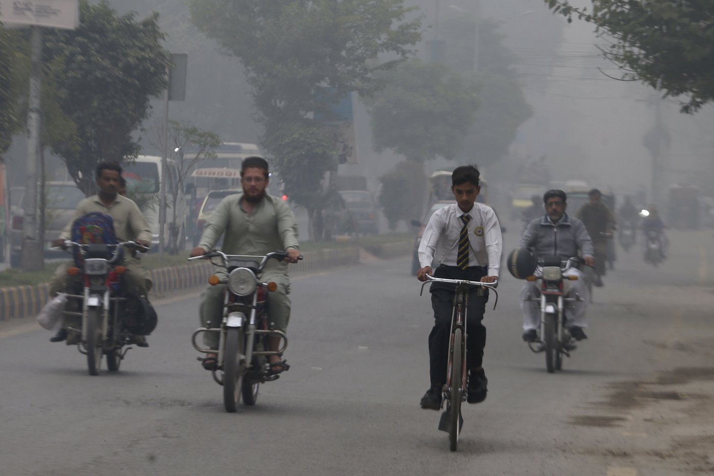 UN warns that toxic smog in Pakistan's Punjab province is endangering children | iNFOnews.ca UN warns that toxic smog in Pakistan's Punjab province is endangering children | iNFOnews.ca