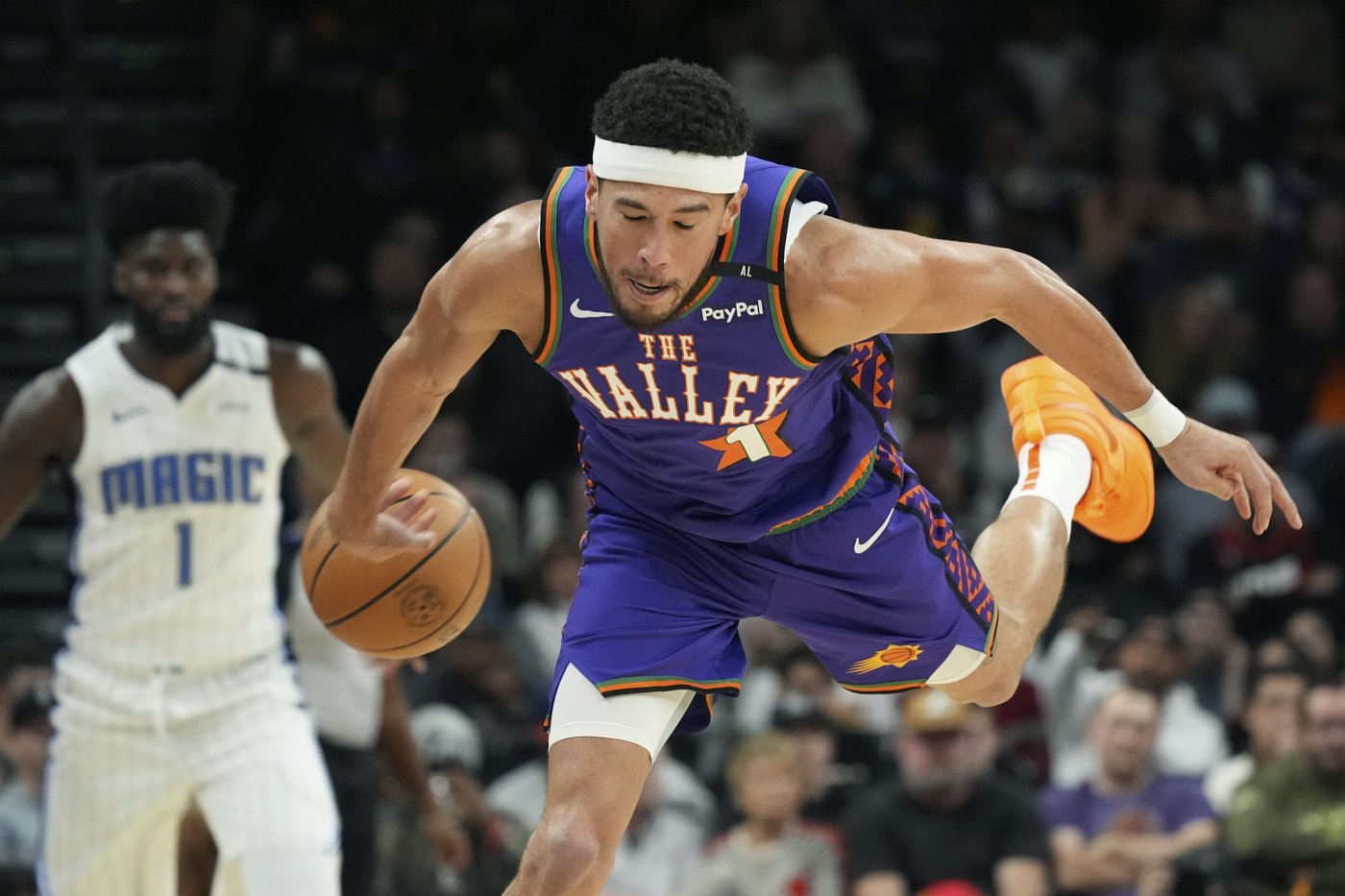 Wagner scores 32 points, Black adds 20 as Magic beat the Suns 109-99 | iNFOnews.ca Wagner scores 32 points, Black adds 20 as Magic beat the Suns 109-99 | iNFOnews.ca