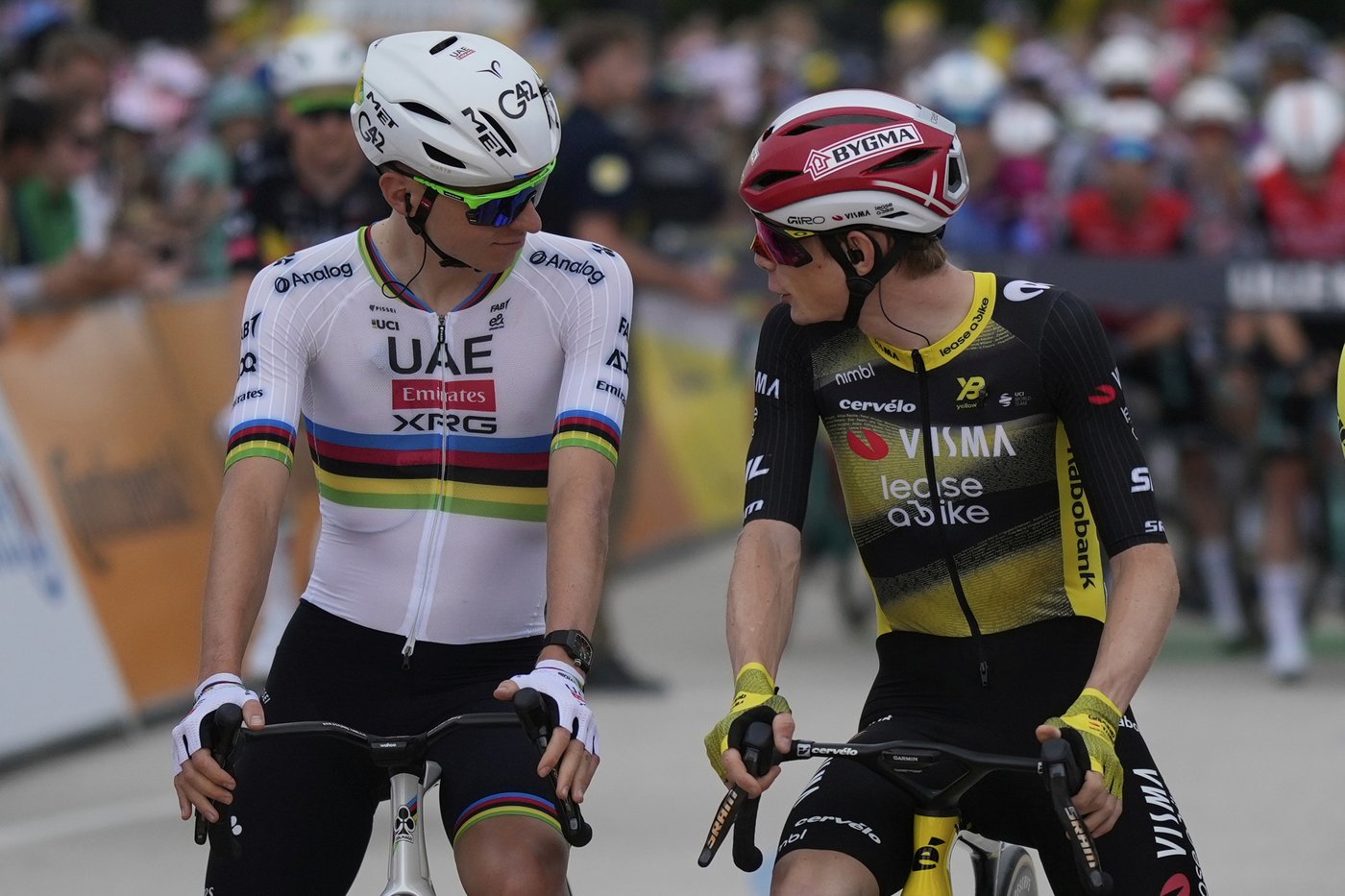 Tour de France: Philipsen wins first stage, Pogačar finishes safely | iNFOnews.ca