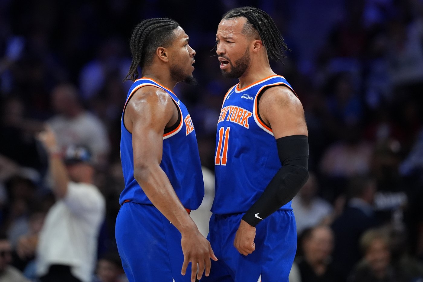 Knicks bury 76ers 144-114 behind Game 4 3-point barrage, back in East finals for 2nd straight year | iNFOnews.ca