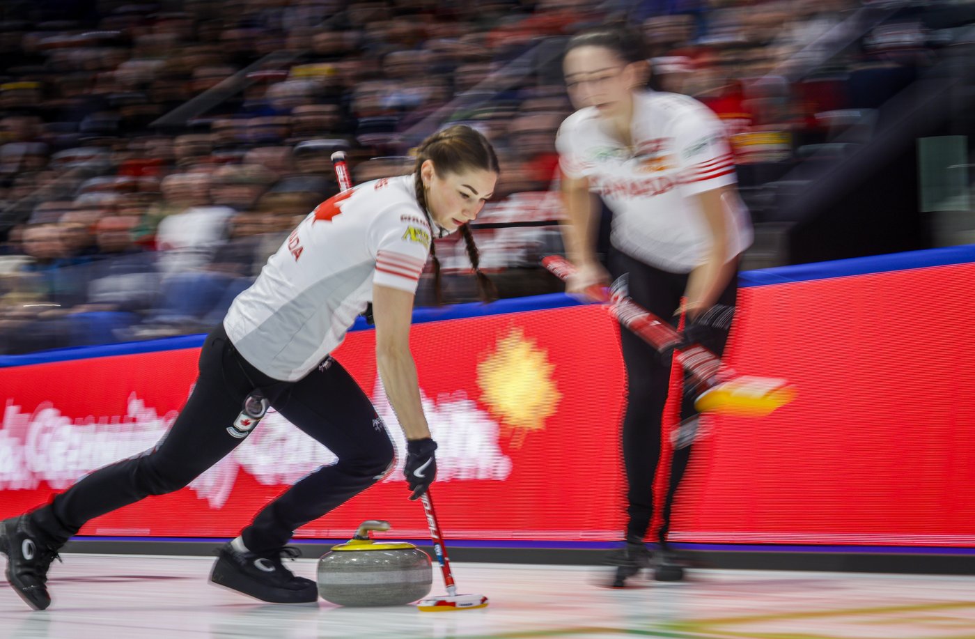 Karlee Burgess brings the power and the party to Kerri Einarson's curling team | iNFOnews.ca Karlee Burgess brings the power and the party to Kerri Einarson's curling team | iNFOnews.ca