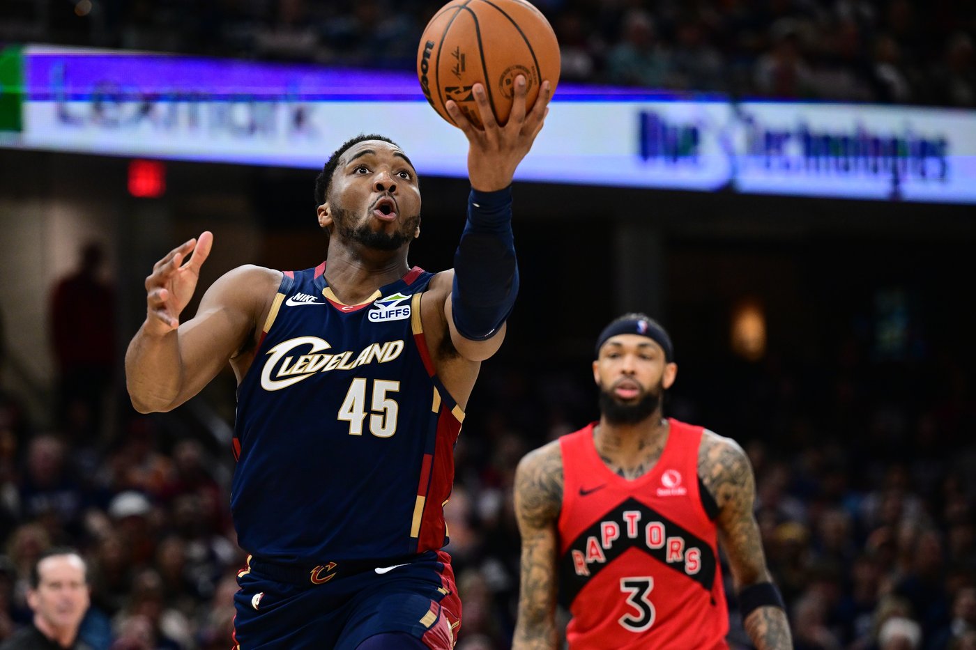 Cavaliers' Mitchell extends NBA-record streak of 30-point games to 9 in series openers | iNFOnews.ca Cavaliers' Mitchell extends NBA-record streak of 30-point games to 9 in series openers | iNFOnews.ca