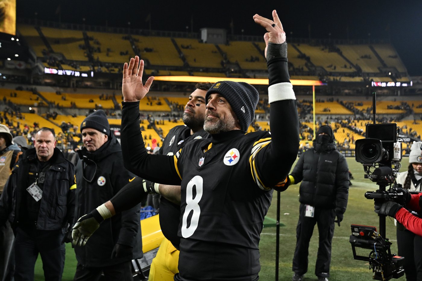 Rodgers and Steelers win AFC North, beating Ravens 26-24 after Loop misses kick at buzzer | iNFOnews.ca