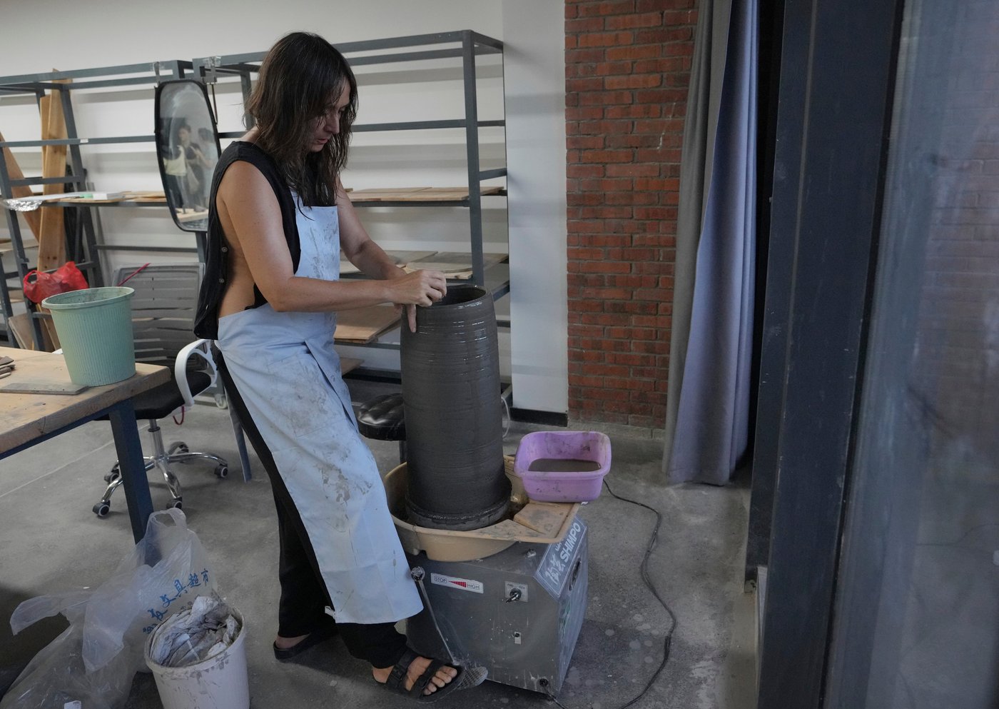China’s porcelain city carries centuries-old heritage to a new generation | iNFOnews.ca China’s porcelain city carries centuries-old heritage to a new generation | iNFOnews.ca