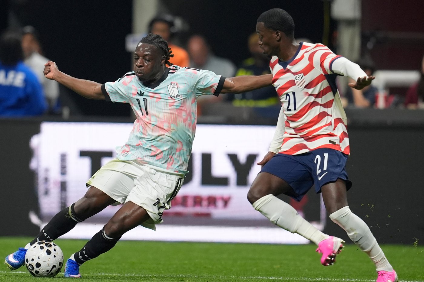 Belgium blows out United States 5-2 in World Cup warmup that exposes American defenders | iNFOnews.ca Belgium blows out United States 5-2 in World Cup warmup that exposes American defenders | iNFOnews.ca