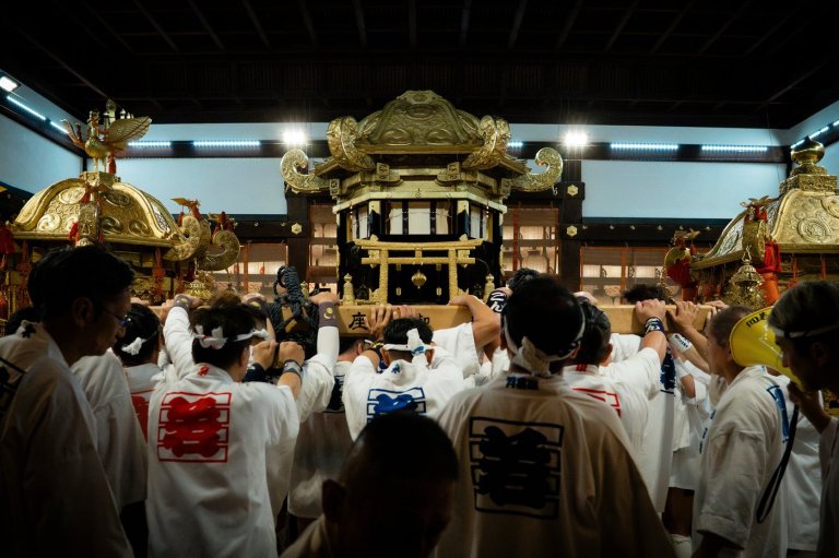 A centuries-old festival in Japan brings Shinto traditions and towering floats to the streets | iNFOnews.ca