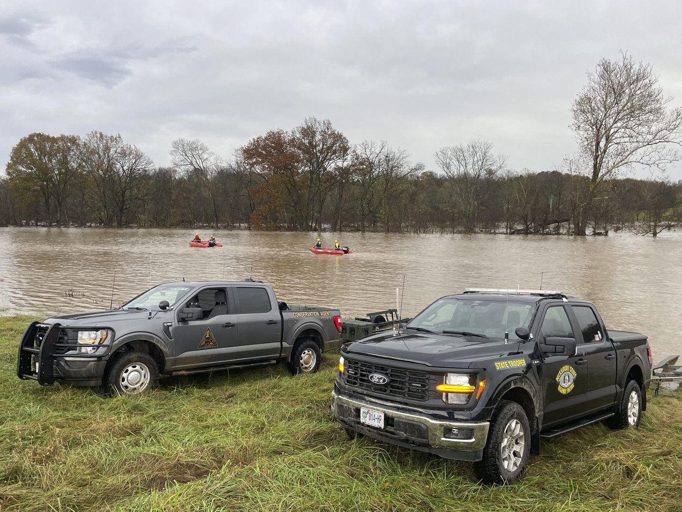 Volunteer poll workers drown on a flood-washed highway in rural Missouri on Election Day | iNFOnews.ca