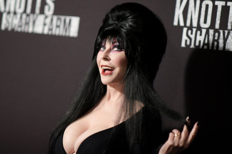 You can thank Elvis for Elvira, Cassandra Peterson says | iNFOnews.ca You can thank Elvis for Elvira, Cassandra Peterson says | iNFOnews.ca