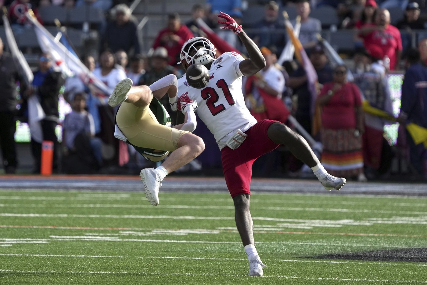 Davis, Brunson run for 2 TDs each, Miami (Ohio) beats Colorado State 43-17 at Arizona Bowl | iNFOnews.ca