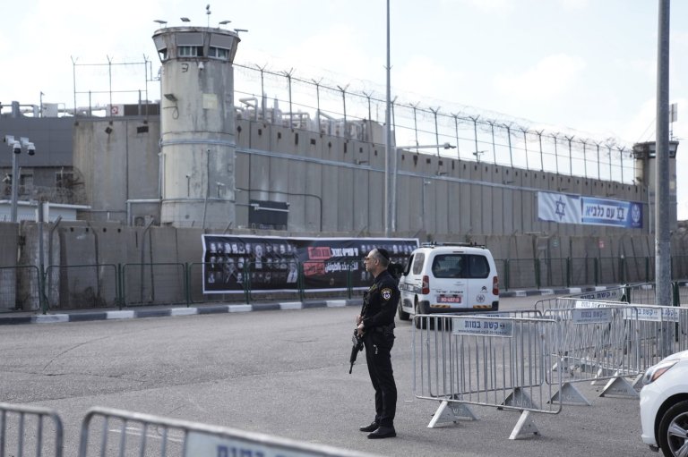Israeli rights groups report a surge of Palestinian inmates being shot with rubber bullets | iNFOnews.ca