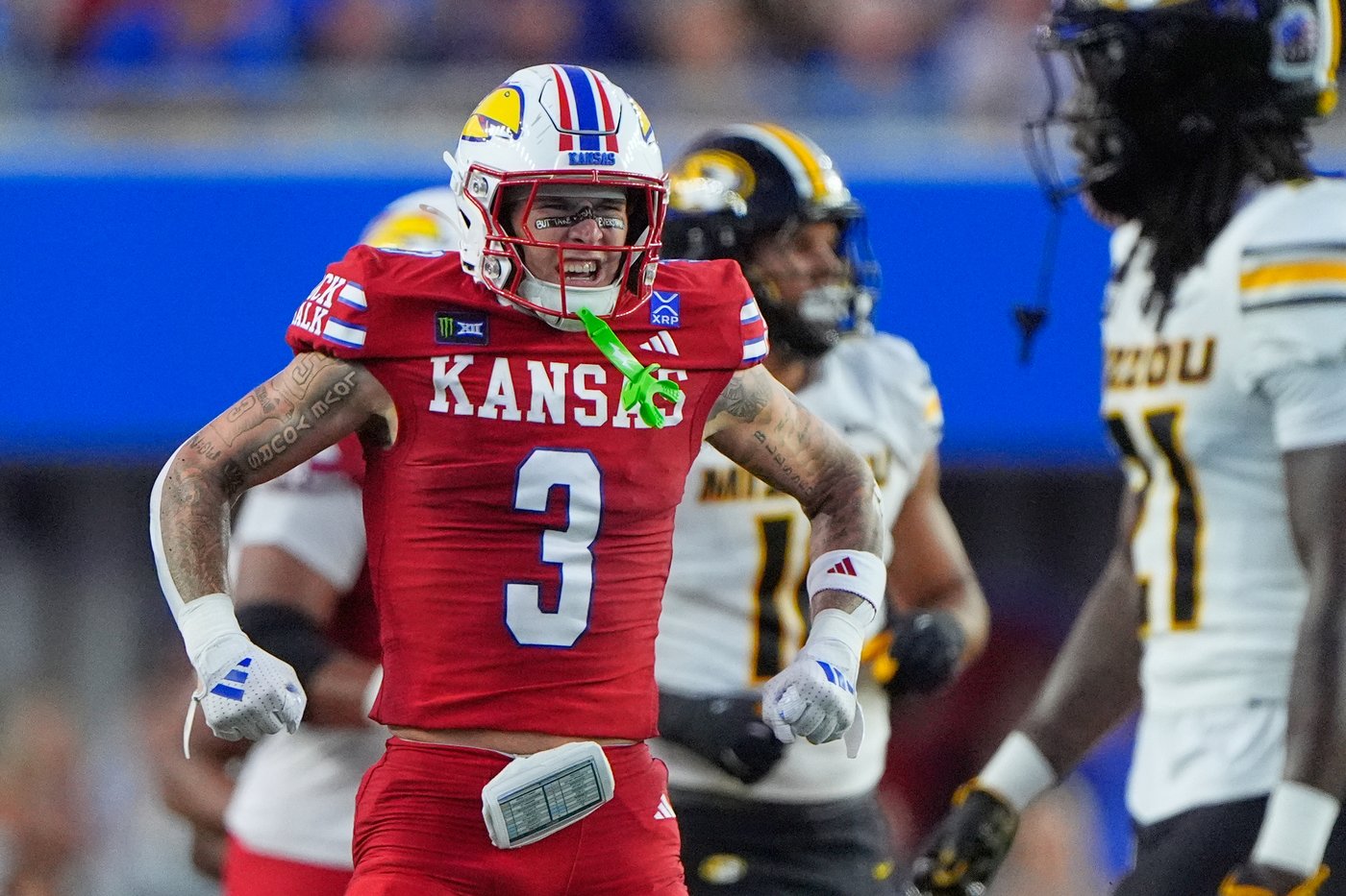 Woodyard's 2 second-half takeaways swing Border War as No. 23 Missouri beats Kansas 38-21 | iNFOnews.ca