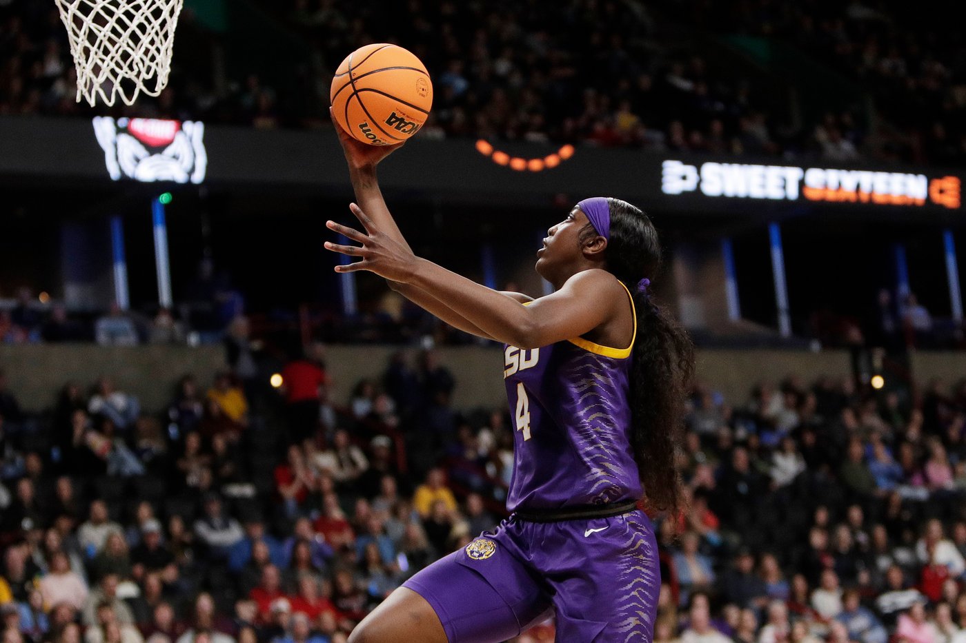 Flau’Jae Johnson is getting comfortable with uncomfortable in her final season at LSU | iNFOnews.ca Flau’Jae Johnson is getting comfortable with uncomfortable in her final season at LSU | iNFOnews.ca