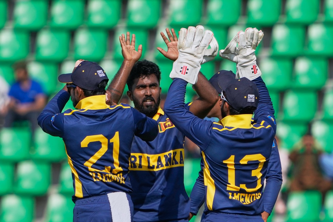 England hopes dashed as Sri Lanka thumps Pakistan to reach tri-series final | iNFOnews.ca