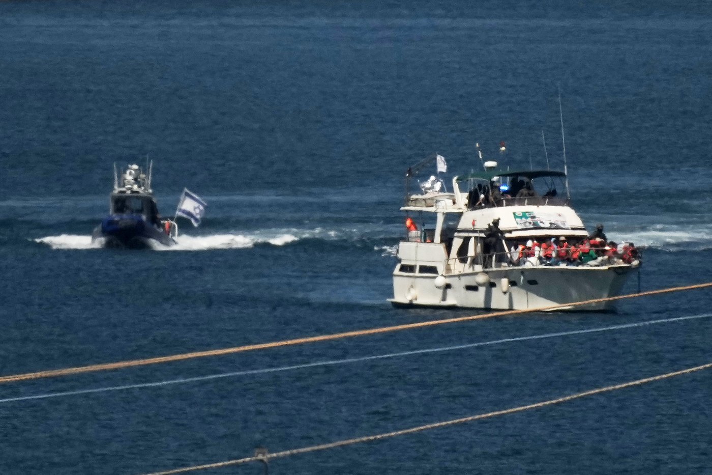 Israeli navy intercepts boats attempting to break Gaza blockade and arrests activists | iNFOnews.ca