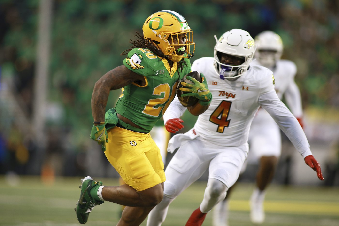 Big Ten schedule has No. 1 Oregon visiting Wisconsin while Nebraska faces off with USC | iNFOnews.ca