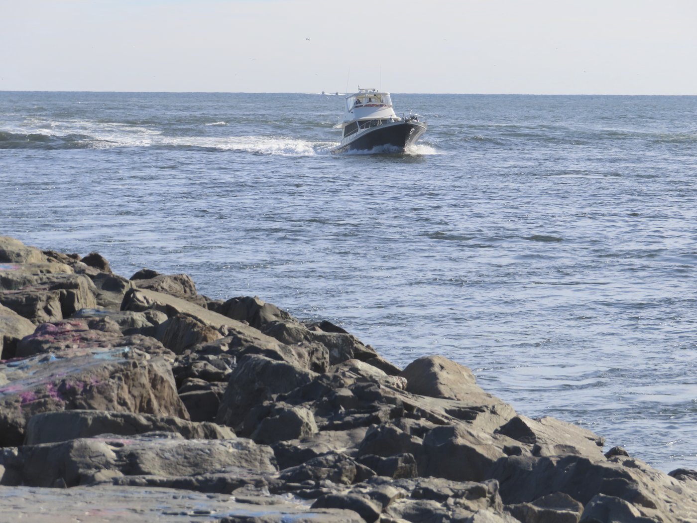 Flood gates are dropped from a plan to protect the Jersey Shore's back bays from catastrophic storms | iNFOnews.ca