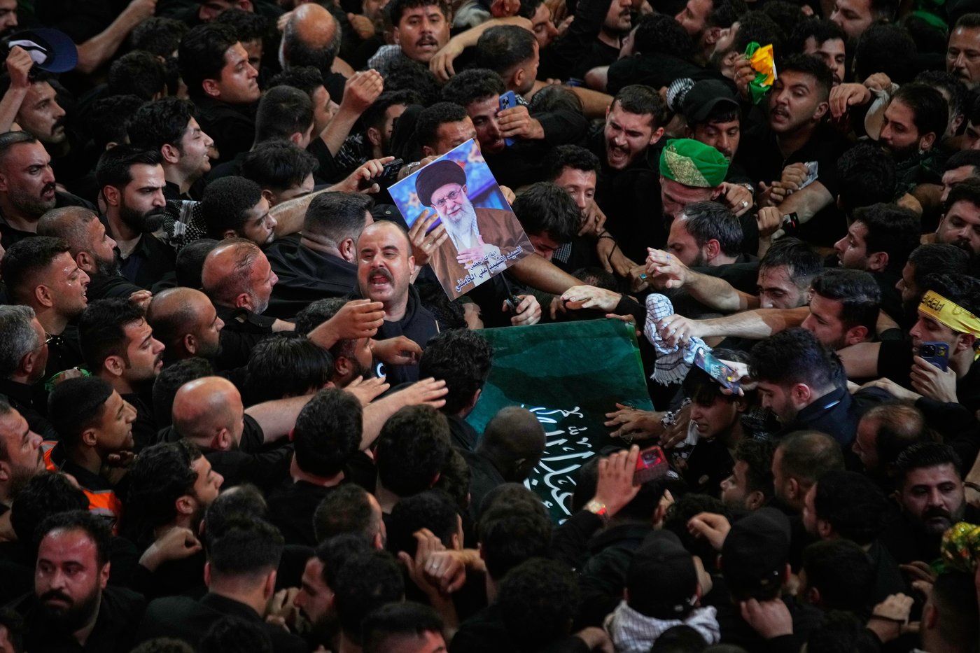 A look at the dayslong funeral for late Supreme Leader Khamenei in Iran and Iraq, in photos | iNFOnews.ca