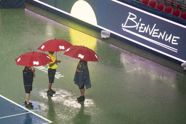 Rain interrupts men's National Bank Open in Montreal a second straight day | iNFOnews.ca