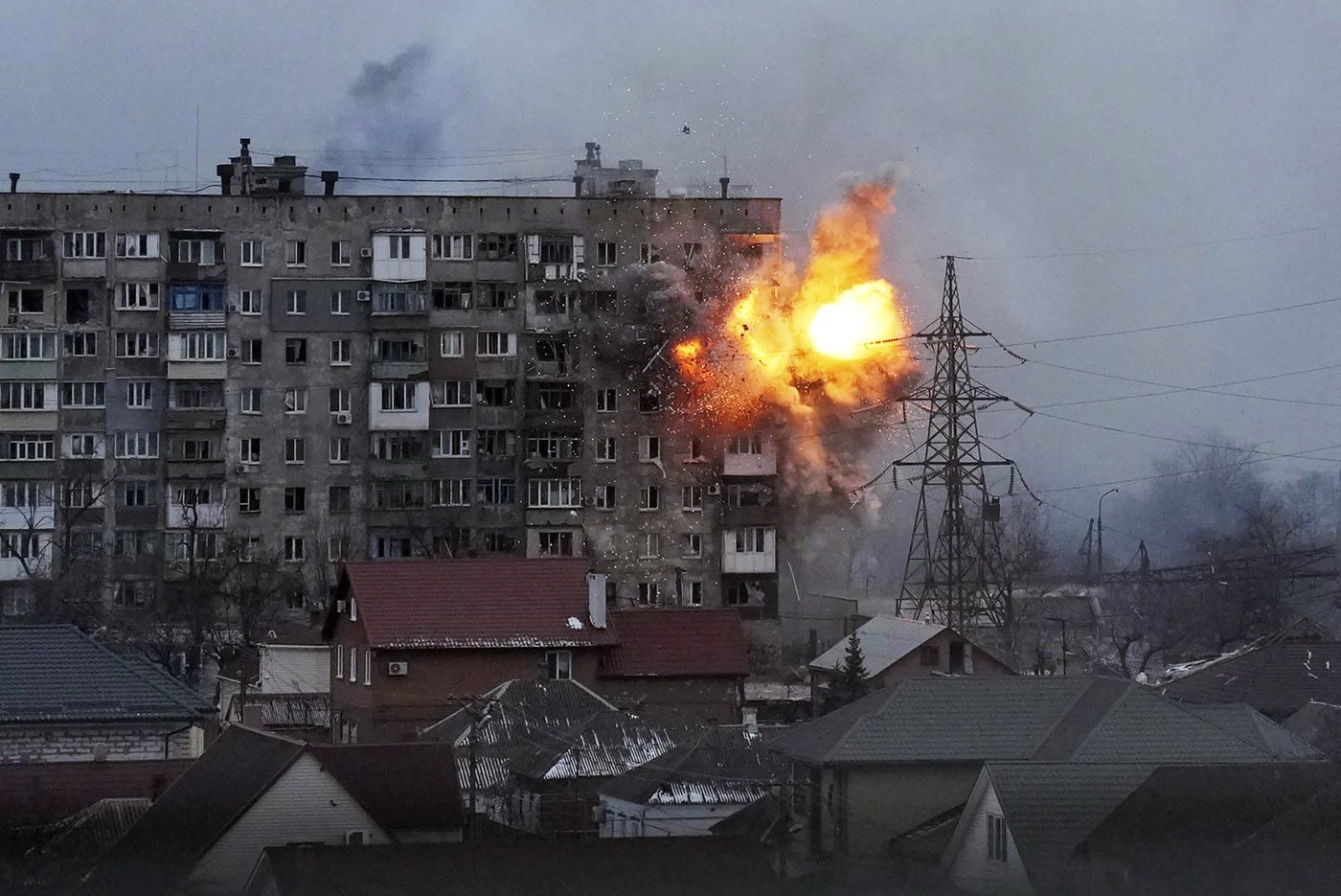 Russia grinds deeper into Ukraine after 1,000 days of grueling war | iNFOnews.ca