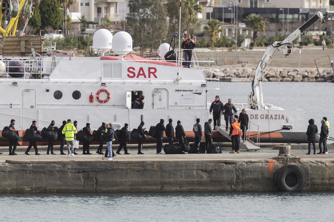 Italy takes back 43 migrants it planned to process in Albania in 3rd failed attempt to keep them out | iNFOnews.ca