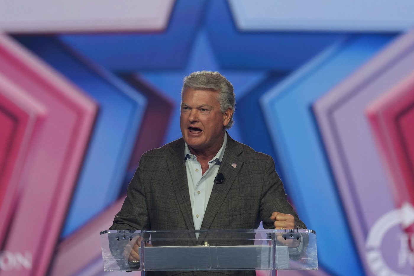 Ethics watchdog: Top aide to Georgia's Mike Collins improperly hired girlfriend as intern | iNFOnews.ca