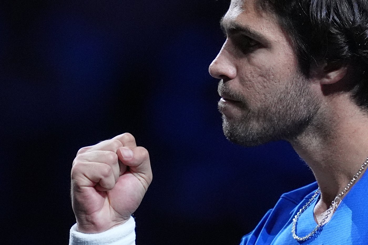 Alcaraz and Mensik win doubles to put Team Europe up 3-1 after opening day of Laver Cup | iNFOnews.ca